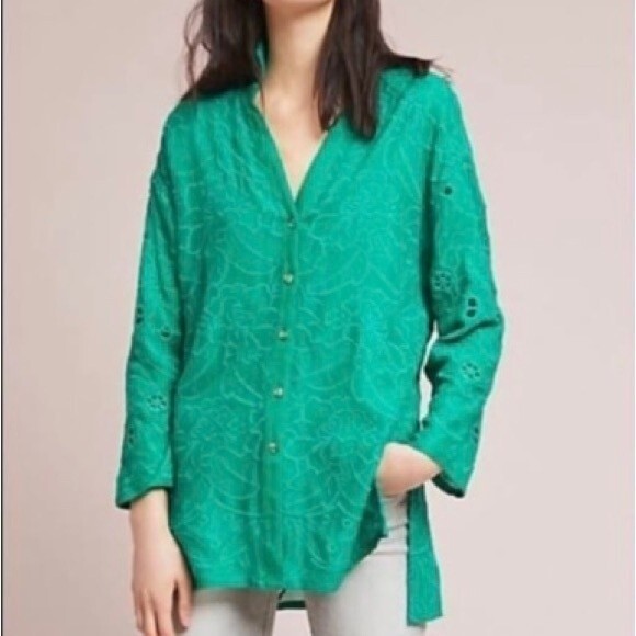 Anthropologie Akemi + Kin Abacos Emerald Green Eyelet Tunic Style Top Size XS/S - Picture 1 of 11